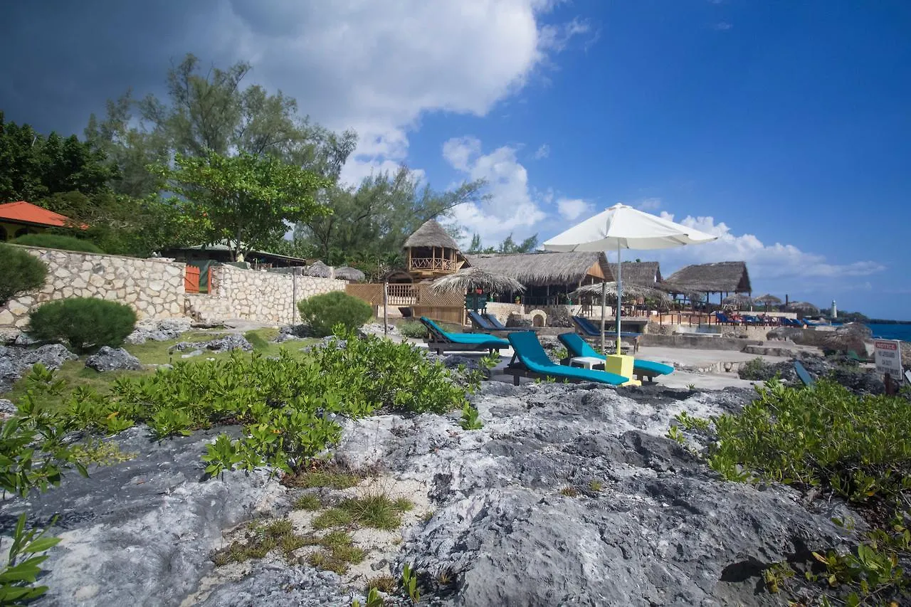 Sea Breeze Studio #1 Negril Holiday home